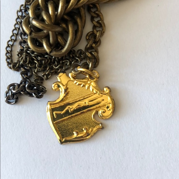 Authentic MAC Pin - Picture 2 of 3